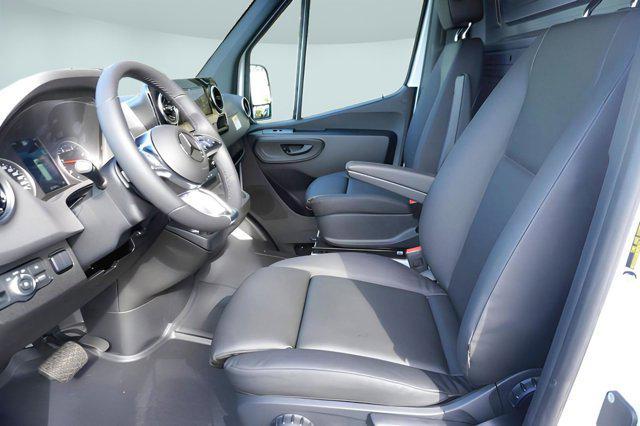 new 2025 Mercedes-Benz Sprinter 2500 car, priced at $67,644