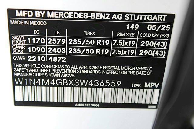 new 2025 Mercedes-Benz GLB 250 car, priced at $53,215