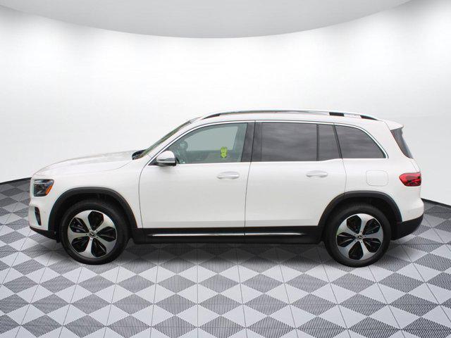 new 2025 Mercedes-Benz GLB 250 car, priced at $53,215