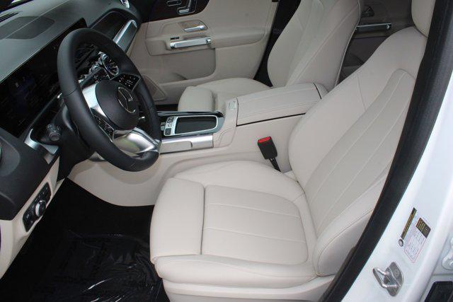 new 2025 Mercedes-Benz GLB 250 car, priced at $53,215