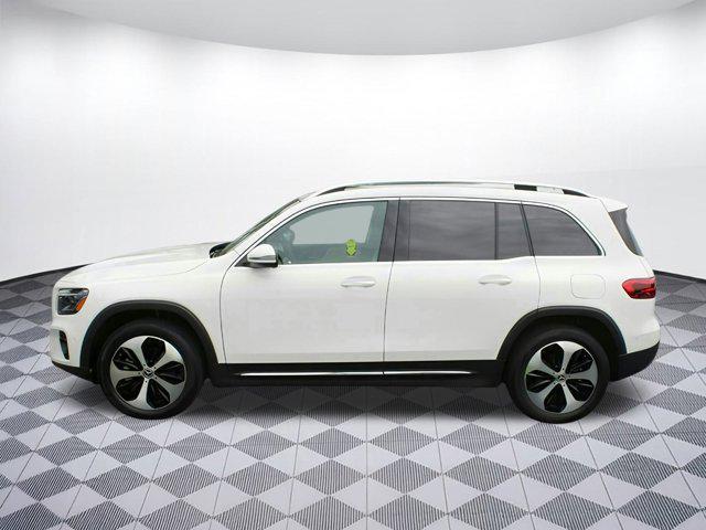 new 2025 Mercedes-Benz GLB 250 car, priced at $53,215