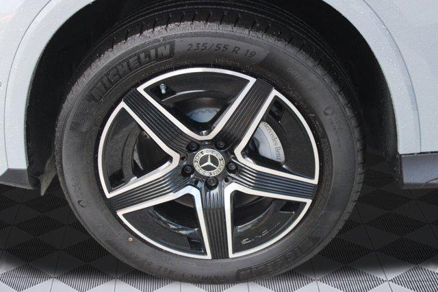 new 2026 Mercedes-Benz GLC 300 car, priced at $72,215