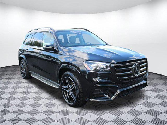 new 2025 Mercedes-Benz GLS 450 car, priced at $96,585
