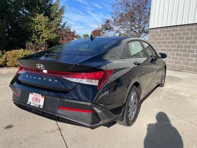 new 2024 Hyundai Elantra car, priced at $23,558