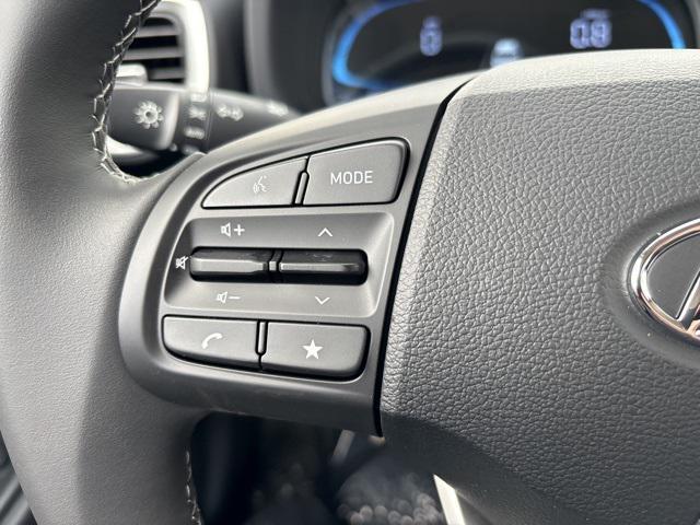 new 2025 Hyundai Venue car, priced at $23,875