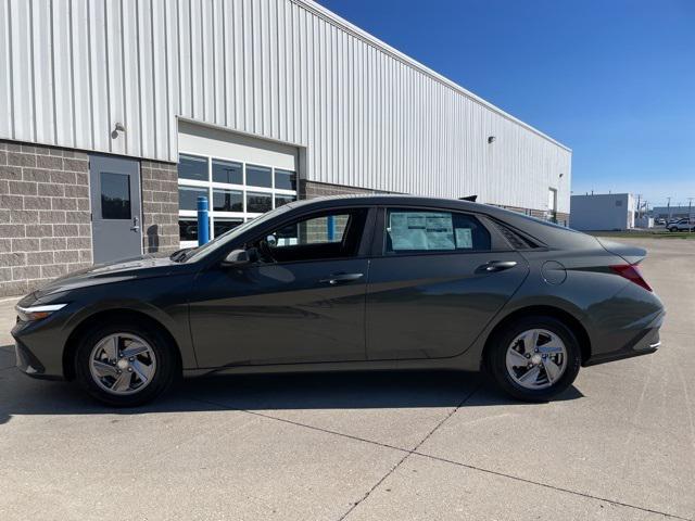 new 2025 Hyundai Elantra car, priced at $23,585