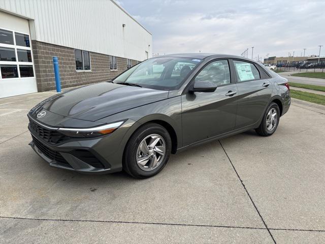 new 2025 Hyundai Elantra car, priced at $23,235