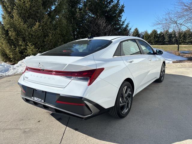 new 2025 Hyundai Elantra car, priced at $25,960