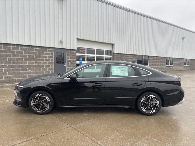 new 2025 Hyundai Sonata car, priced at $32,520