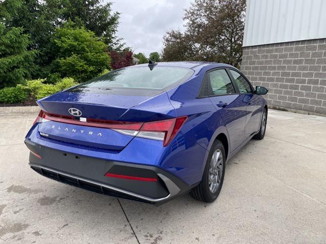 new 2024 Hyundai Elantra car, priced at $25,045