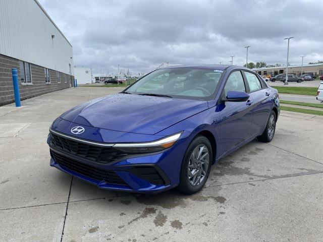 new 2024 Hyundai Elantra car, priced at $25,045