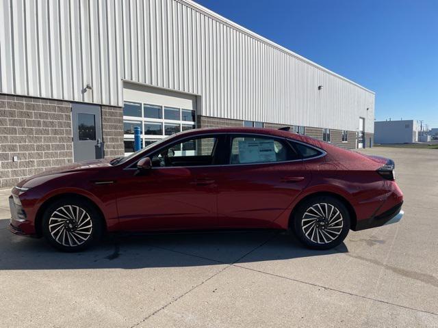 new 2025 Hyundai Sonata Hybrid car, priced at $33,180