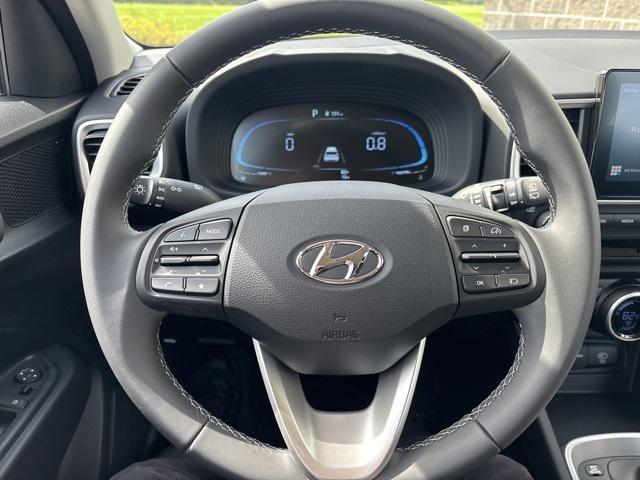 new 2025 Hyundai Venue car