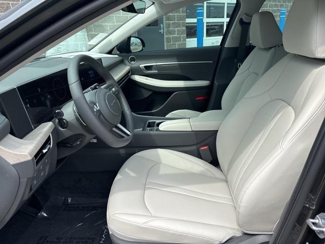 new 2025 Hyundai Sonata Hybrid car, priced at $38,980