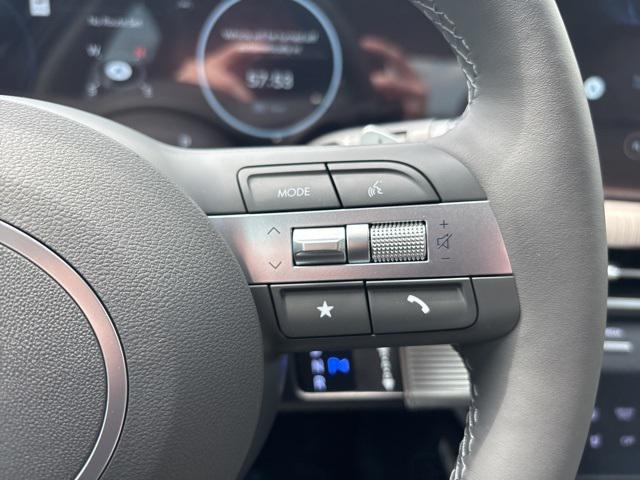 new 2025 Hyundai Sonata Hybrid car, priced at $38,980