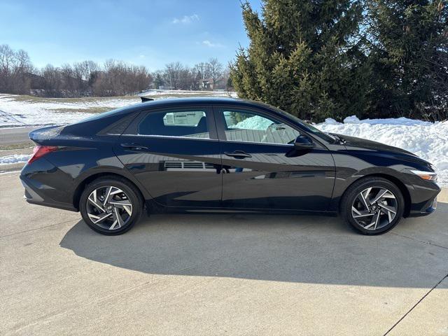 new 2025 Hyundai Elantra car, priced at $24,750