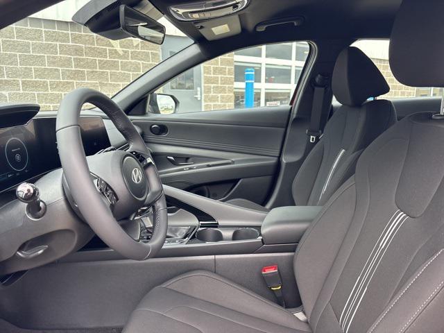 new 2025 Hyundai Elantra car, priced at $29,095