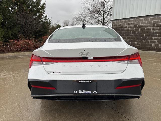 new 2025 Hyundai Elantra car, priced at $27,735