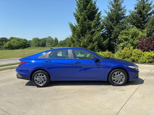 new 2024 Hyundai Elantra car, priced at $25,060