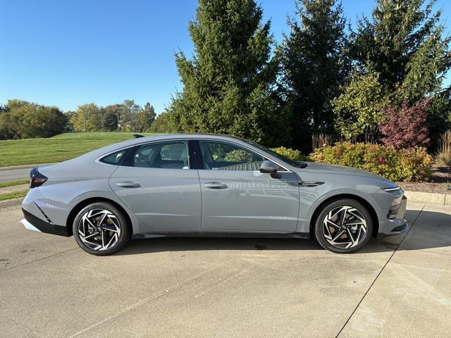 new 2025 Hyundai Sonata car, priced at $31,500