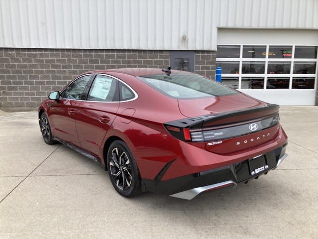 new 2024 Hyundai Sonata car, priced at $29,498