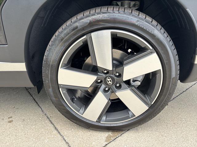 new 2025 Hyundai Santa Fe car, priced at $47,845