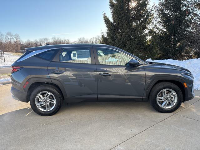 new 2025 Hyundai Tucson car, priced at $30,010