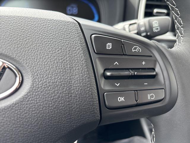 new 2025 Hyundai Venue car, priced at $24,295