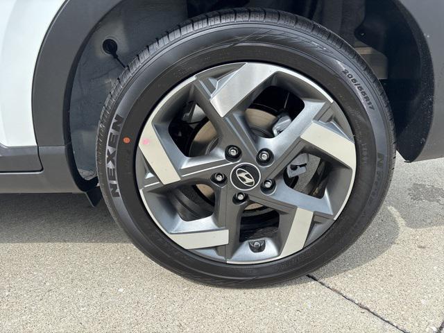 new 2025 Hyundai Venue car, priced at $24,295