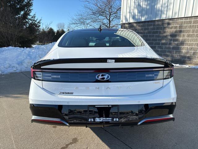 new 2025 Hyundai Sonata Hybrid car, priced at $39,610