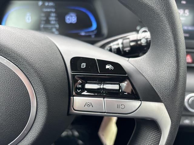 new 2025 Hyundai Elantra car, priced at $22,735