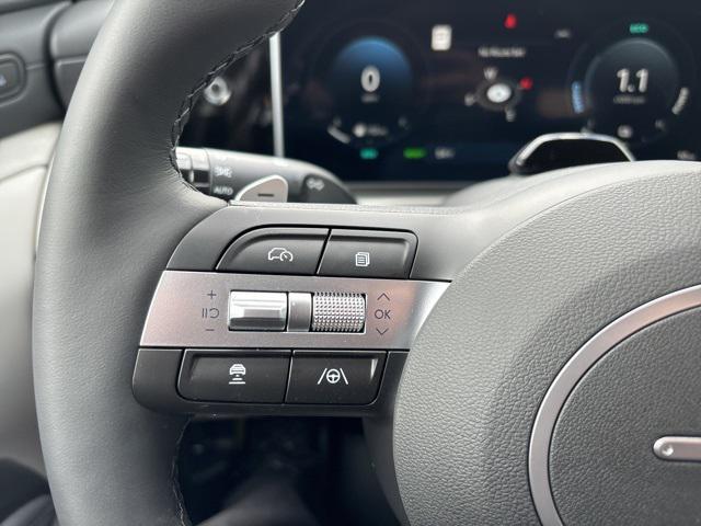 new 2025 Hyundai TUCSON Hybrid car, priced at $43,850