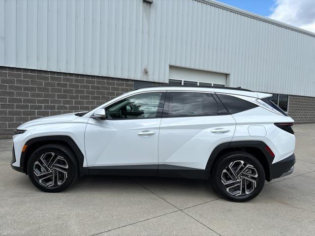 new 2025 Hyundai TUCSON Hybrid car, priced at $43,850