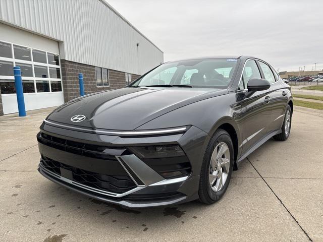 new 2025 Hyundai Sonata car, priced at $28,410