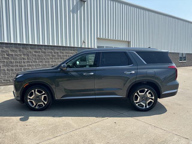 new 2025 Hyundai Palisade car, priced at $47,605