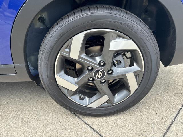 new 2025 Hyundai Venue car, priced at $23,875