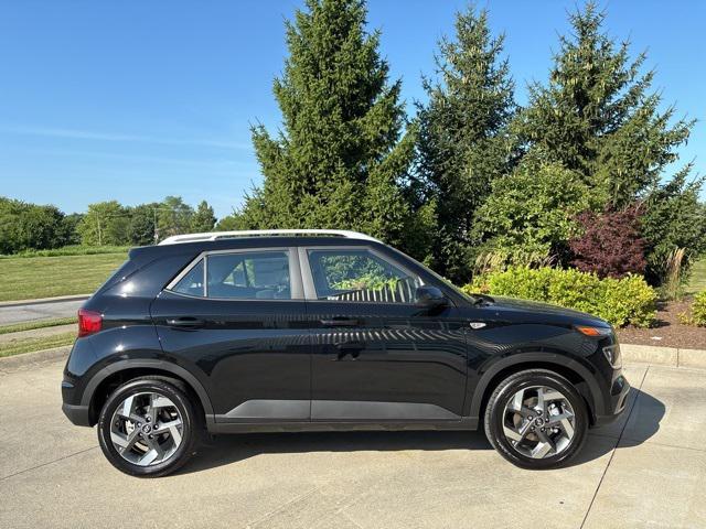 new 2024 Hyundai Venue car, priced at $23,298