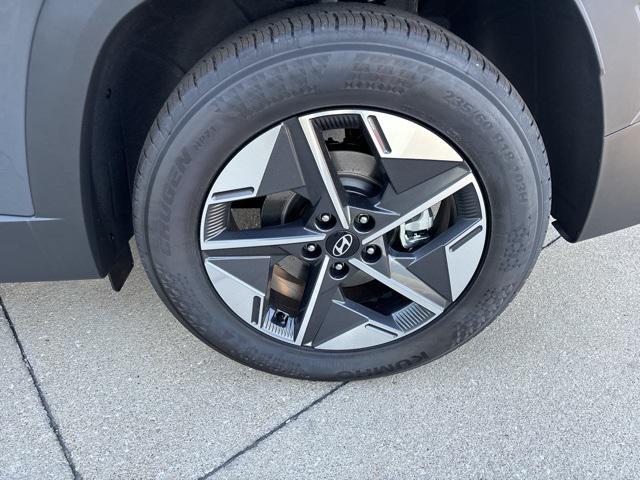 new 2026 Hyundai Tucson car, priced at $32,285