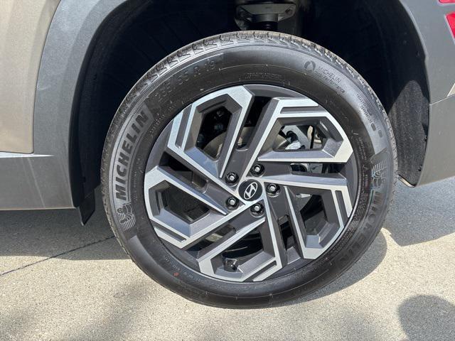 new 2025 Hyundai TUCSON Hybrid car, priced at $42,970