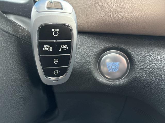 used 2023 Hyundai Santa Fe car, priced at $27,980