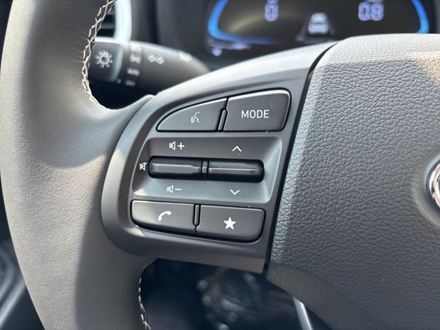 new 2025 Hyundai Venue car, priced at $26,050