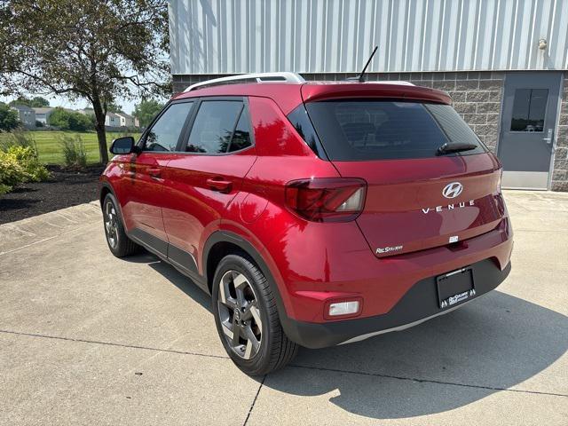 new 2025 Hyundai Venue car, priced at $26,050