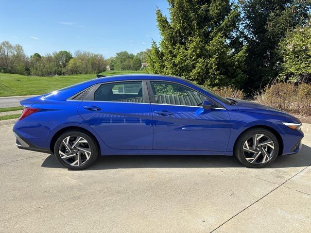 new 2025 Hyundai Elantra car, priced at $25,715