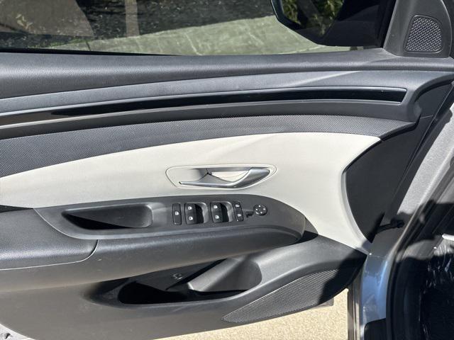 used 2024 Hyundai TUCSON Hybrid car, priced at $28,326