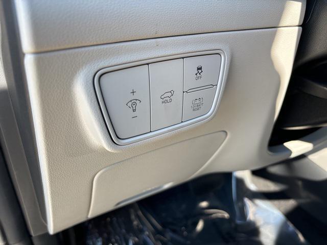 used 2024 Hyundai TUCSON Hybrid car, priced at $28,326