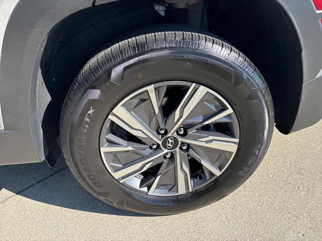 used 2024 Hyundai TUCSON Hybrid car, priced at $28,326