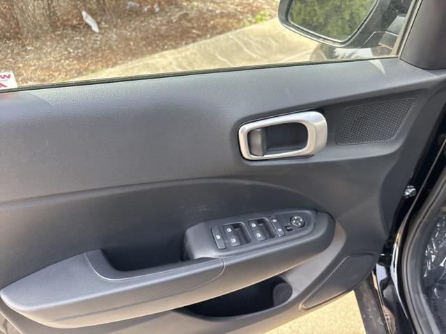 new 2025 Hyundai Venue car, priced at $24,165