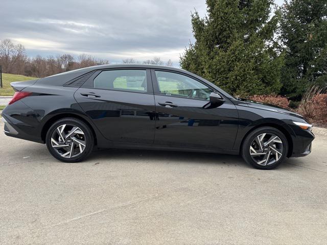 new 2025 Hyundai Elantra car, priced at $28,435