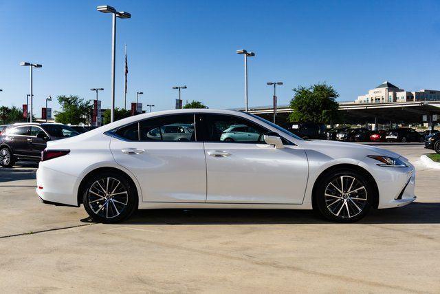 used 2024 Lexus ES 350 car, priced at $44,033