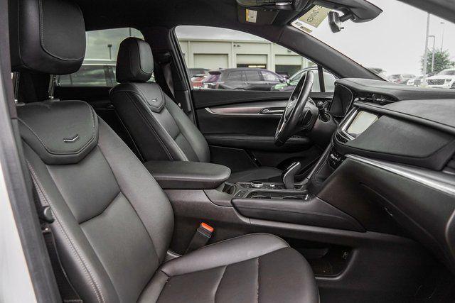 used 2020 Cadillac XT5 car, priced at $26,852